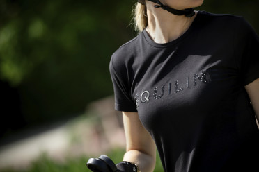Equiline Dames T-Shirt Gelig Glamour - Zwart Equiline Dames T-Shirt Gelig Glamour - Zwart