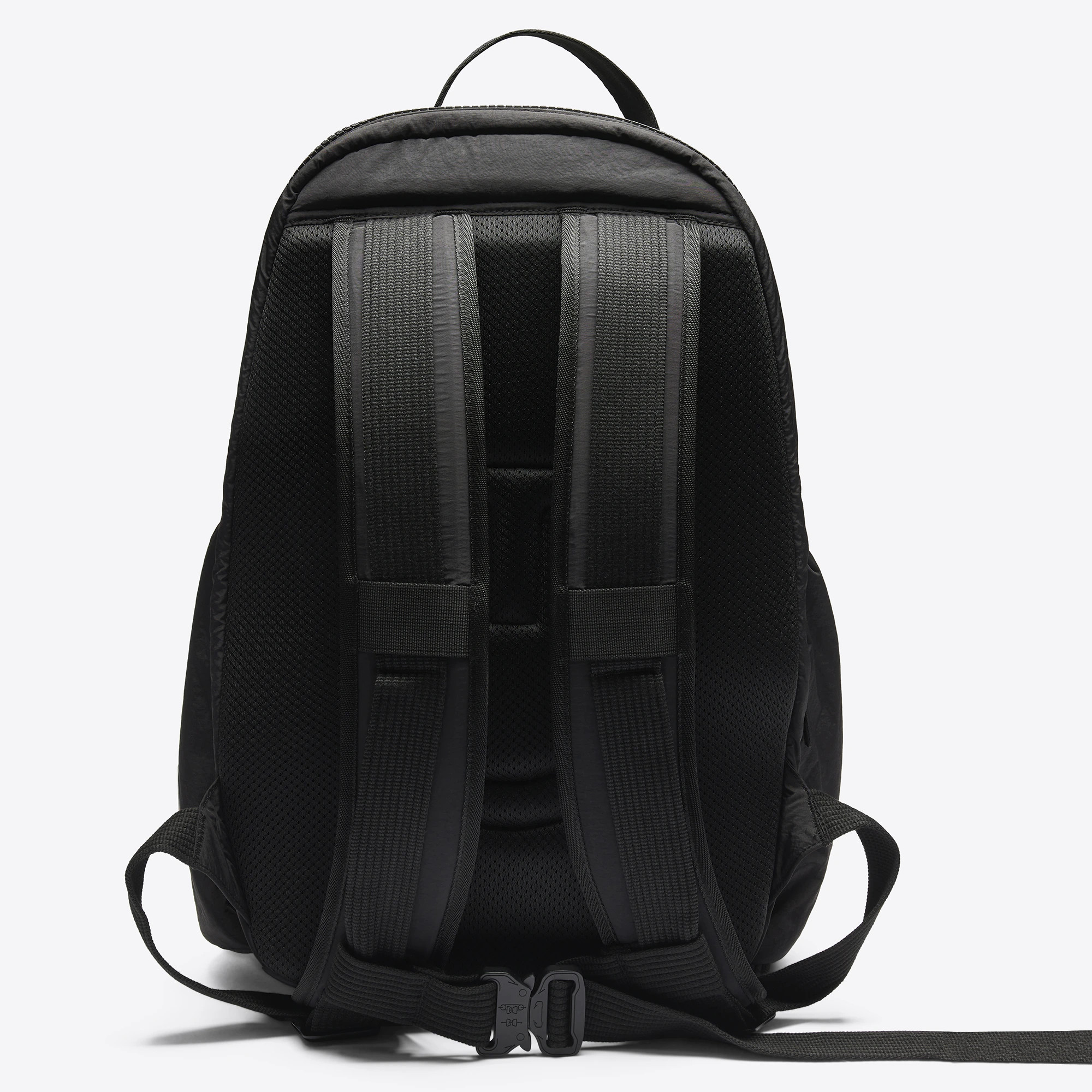 Order the Cavalleria Toscana Hold-All Backpack – Stylish & Practical Order the Cavalleria Toscana Hold-All Backpack – Stylish & Practical