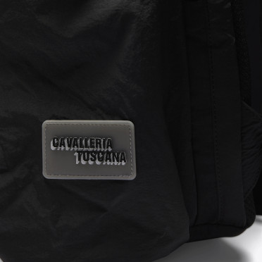 Bestel nu de Cavalleria Toscana Hold-All rugzak – Stijlvol & Praktisch Bestel nu de Cavalleria Toscana Hold-All rugzak – Stijlvol & Praktisch