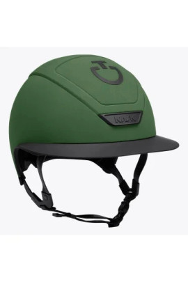 Designed and completely made in Italy, the CT Wide Brim combines style, design, and functionality.