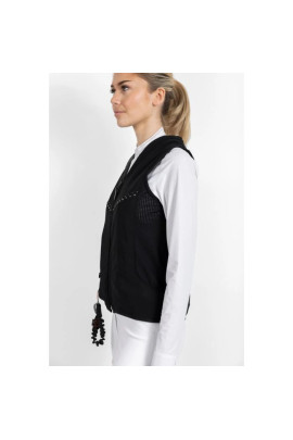 Freejump Airbag Jacket Crystal – for optimal safety and style during every ride. Freejump Airbag Jacket Crystal – for optimal safety and style during every ride.