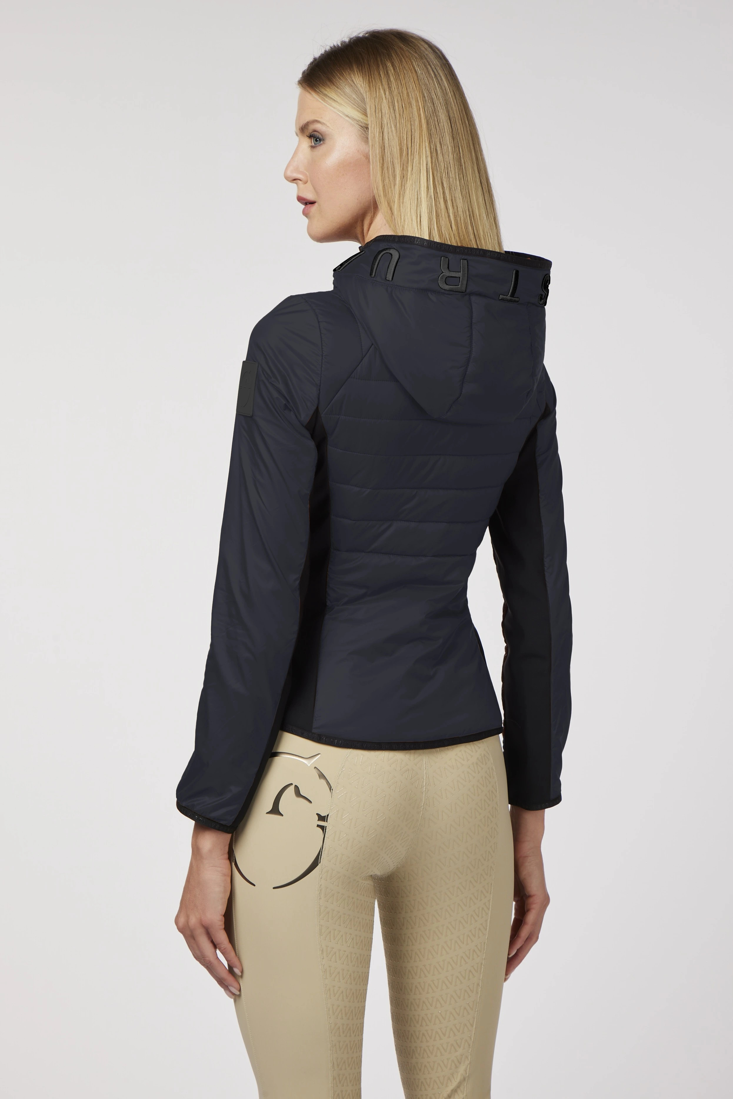 Bestel de Vestrum Lumia Jas Dames – Navy | Tijdloos & Functioneel Bestel de Vestrum Lumia Jas Dames – Navy | Tijdloos & Functioneel