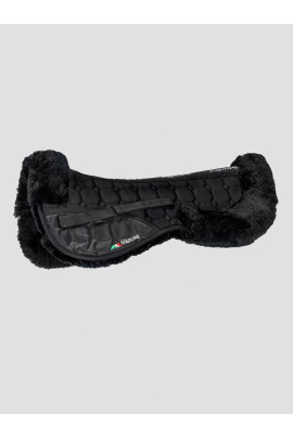 Shop the Equiline Argo Sheepskin Half Pad – Comfort for your horse!