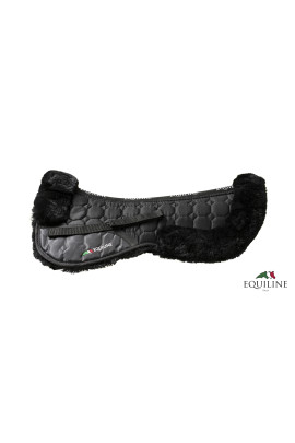 Bestel nu de Equiline Argo zadelonderlegger – Comfort voor je paard! Bestel nu de Equiline Argo zadelonderlegger – Comfort voor je paard!