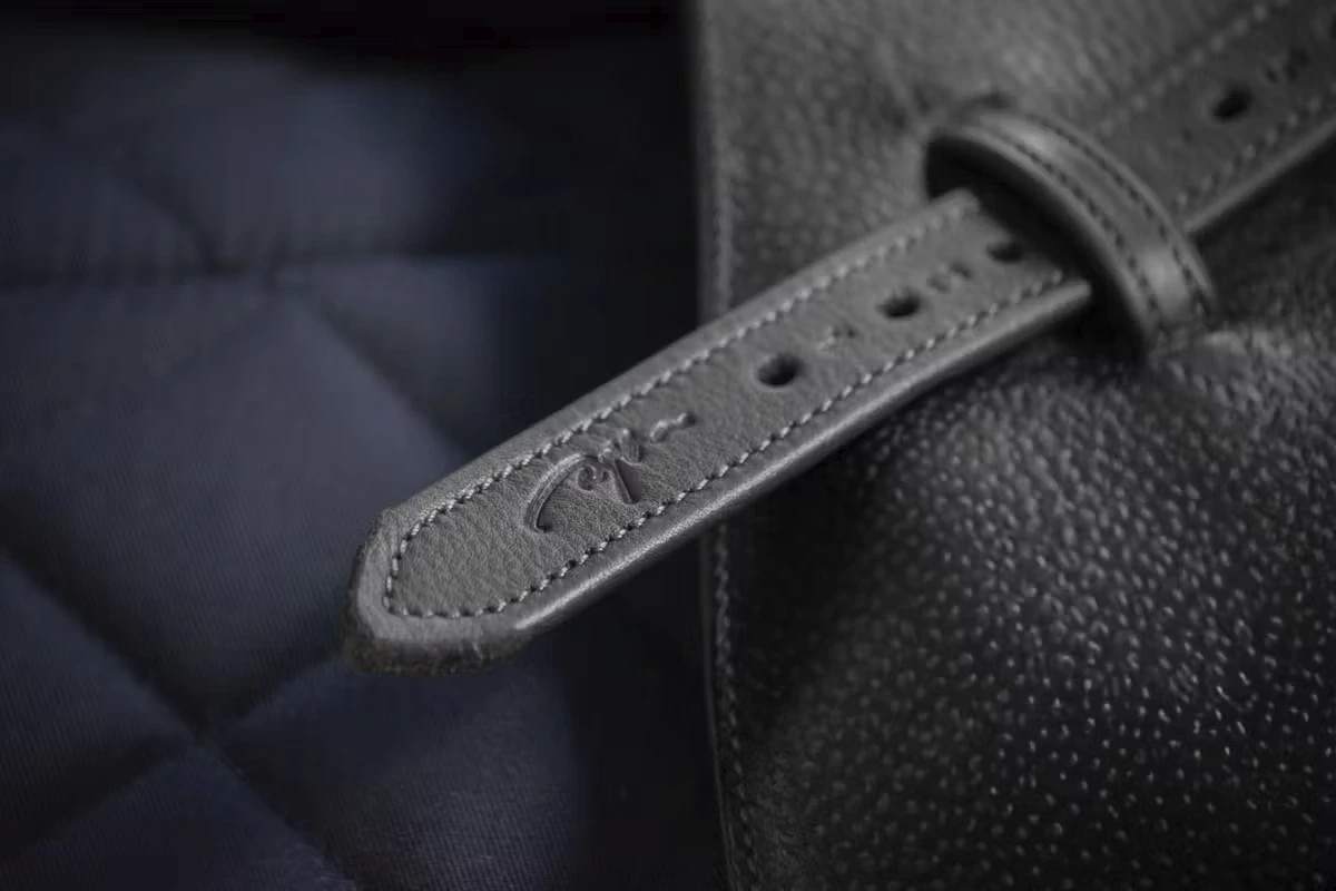 Dy'on Premium Soft Leren Stijgbeugelriemen – Duurzaam & Comfortabel Dy'on Premium Soft Leren Stijgbeugelriemen – Duurzaam & Comfortabel
