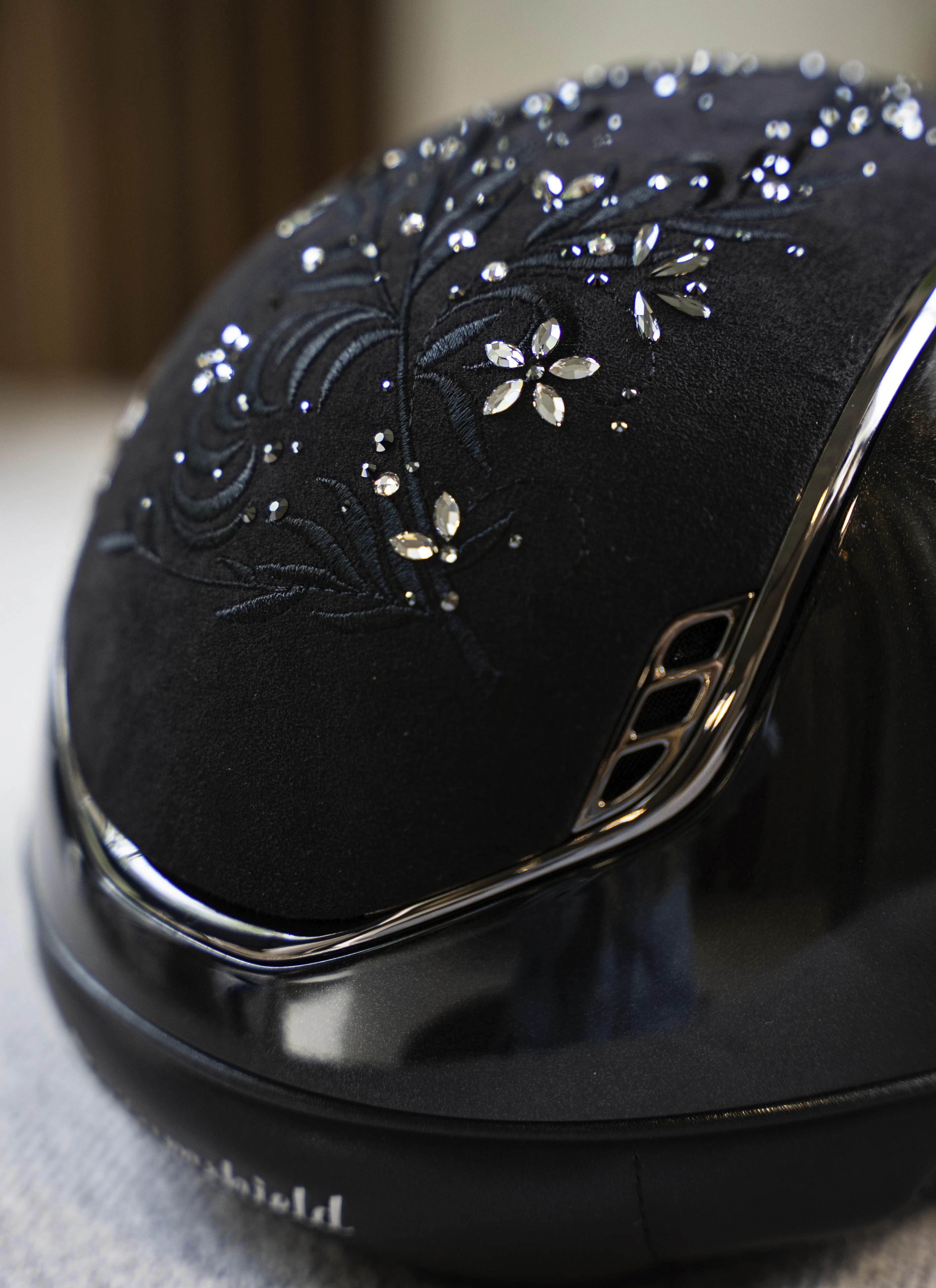 Samshield Miss Shield Helmet Flower Swarovski Jewelry buy? - available Samshield Miss Shield Helmet Flower Swarovski Jewelry buy? - available