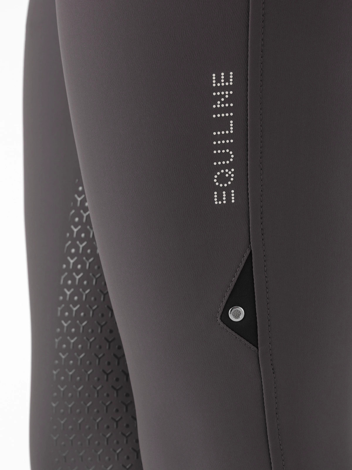Bestel de Equiline Adellekh Full Grip rijbroek Marsh – Chique, Comfortabel & Praktisch Bestel de Equiline Adellekh Full Grip rijbroek Marsh – Chique, Comfortabel & Praktisch
