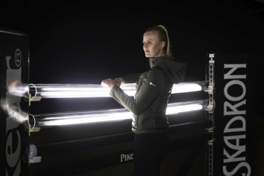 Eskadron Dynamic Hybrid Jas Deep Green | Bestel Nu Eskadron Dynamic Hybrid Jas Deep Green | Bestel Nu