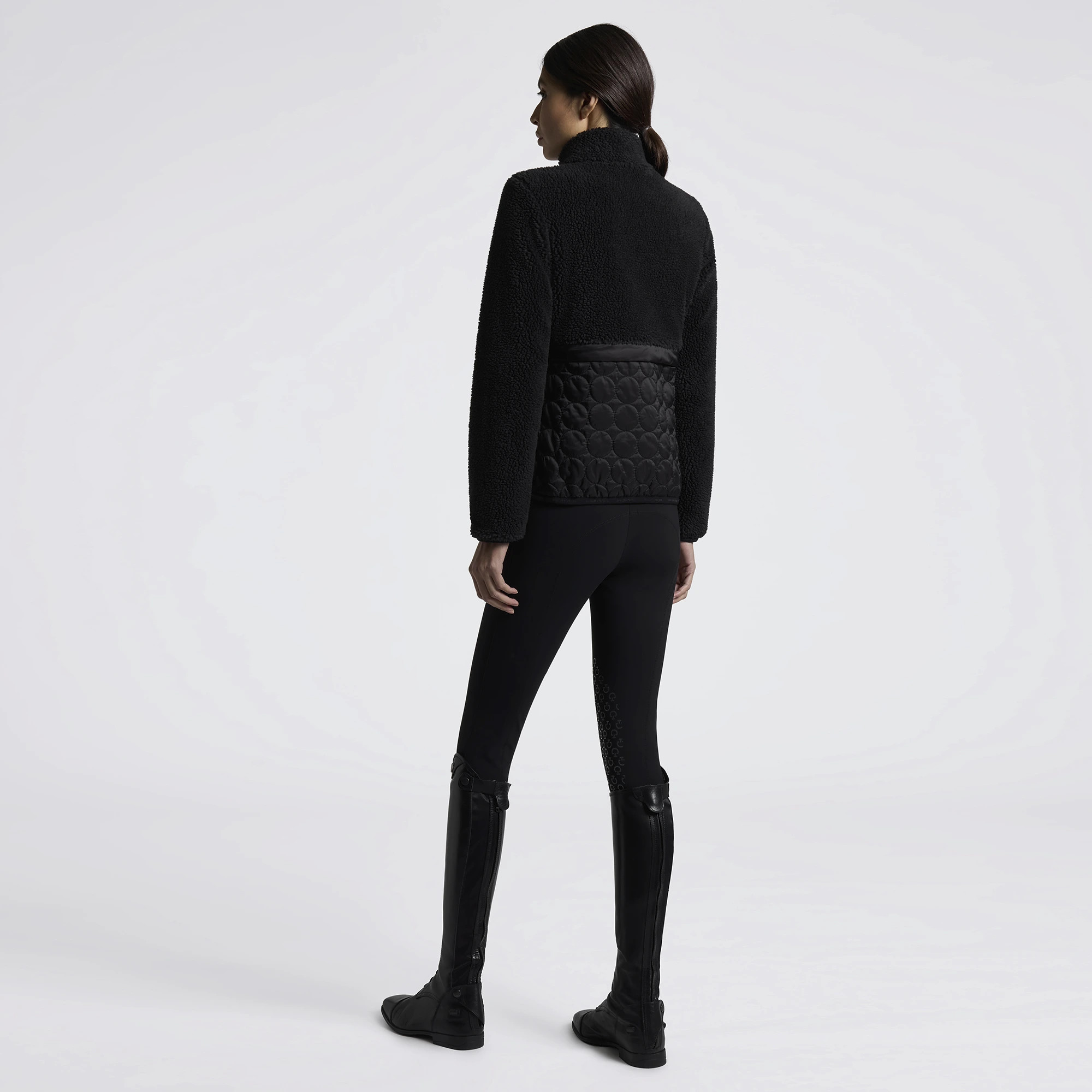 Cavalleria Toscana Zwarte Winterjas | Chique Teddy Fleece & Gewatteerd Design | Bestel Nu Cavalleria Toscana Zwarte Winterjas | Chique Teddy Fleece & Gewatteerd Design | Bestel Nu