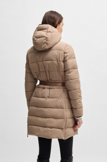 BOSS Equestrian Vespa Jas Camel | Stijlvol & Warm BOSS Equestrian Vespa Jas Camel | Stijlvol & Warm