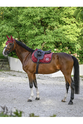 BOSS Equestrian Jump Velvet Saddle Pad Cabernet | Ride in Style BOSS Equestrian Jump Velvet Saddle Pad Cabernet | Ride in Style