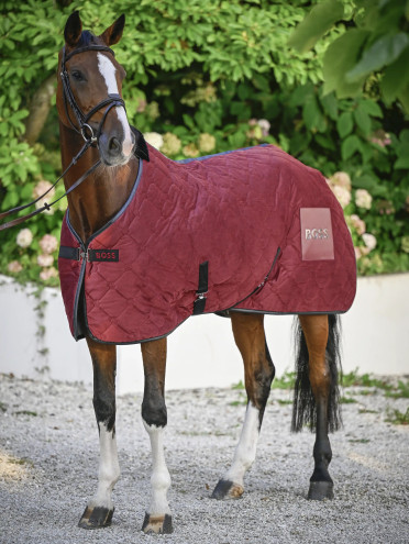 BOSS Equestrian Deken Velvet | Cabernet BOSS Equestrian Deken Velvet | Cabernet
