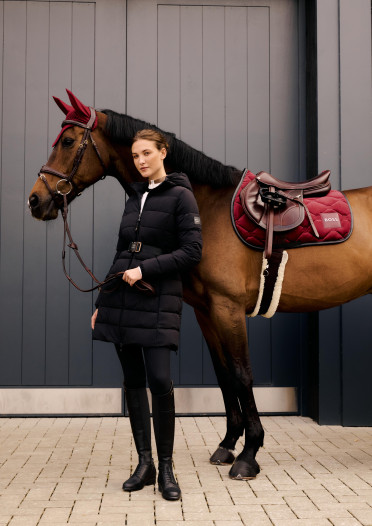 BOSS Equestrian Oornetje Cabernet | Bescherm je paard in stijl BOSS Equestrian Oornetje Cabernet | Bescherm je paard in stijl