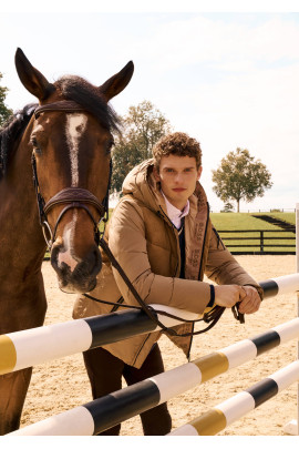 BOSS Equestrian Thomas Winterjas Camel | Chique & Warm | Bestel Nu BOSS Equestrian Thomas Winterjas Camel | Chique & Warm | Bestel Nu