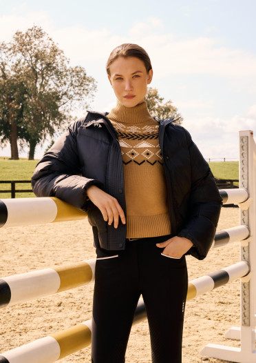 BOSS Equestrian Turtleneck Jumper Camel | Warm & Modieus | Shop Nu BOSS Equestrian Turtleneck Jumper Camel | Warm & Modieus | Shop Nu