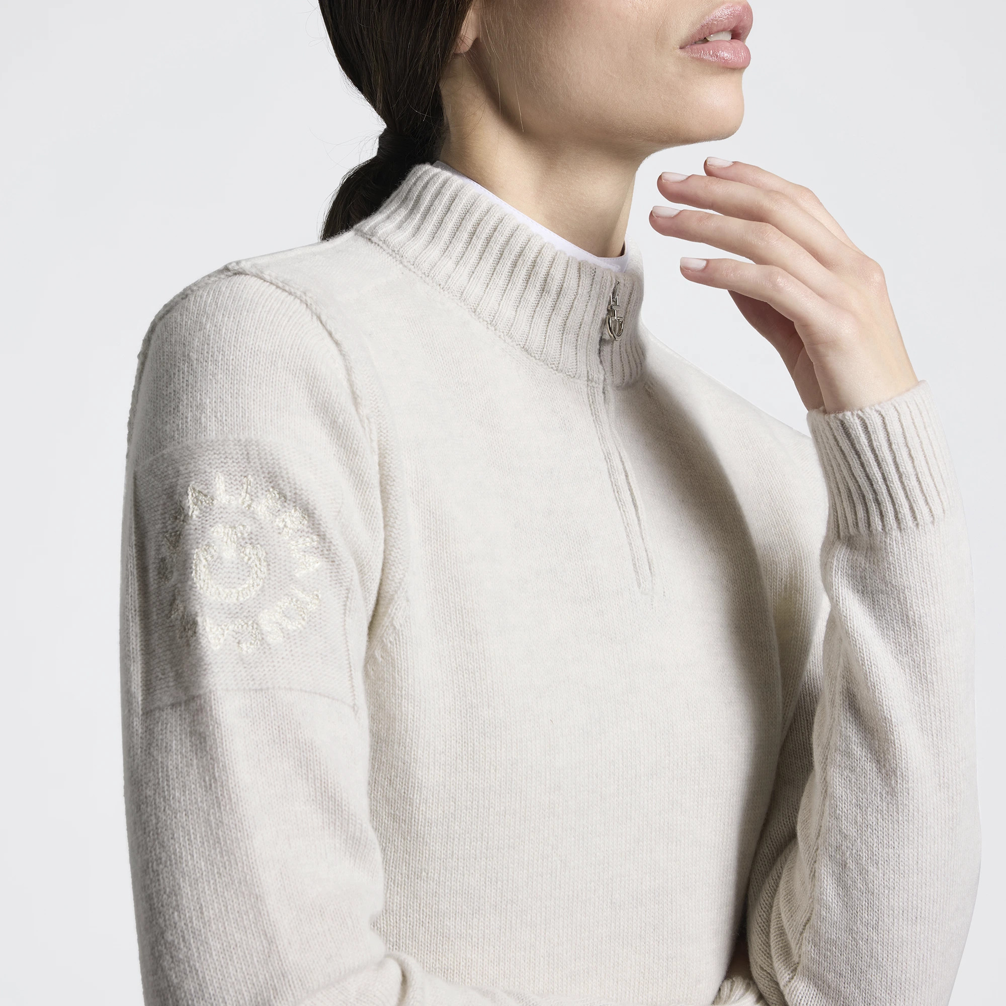 Discover the Cavalleria Toscana Beige Turtleneck Sweater | Elegant & Warm Discover the Cavalleria Toscana Beige Turtleneck Sweater | Elegant & Warm