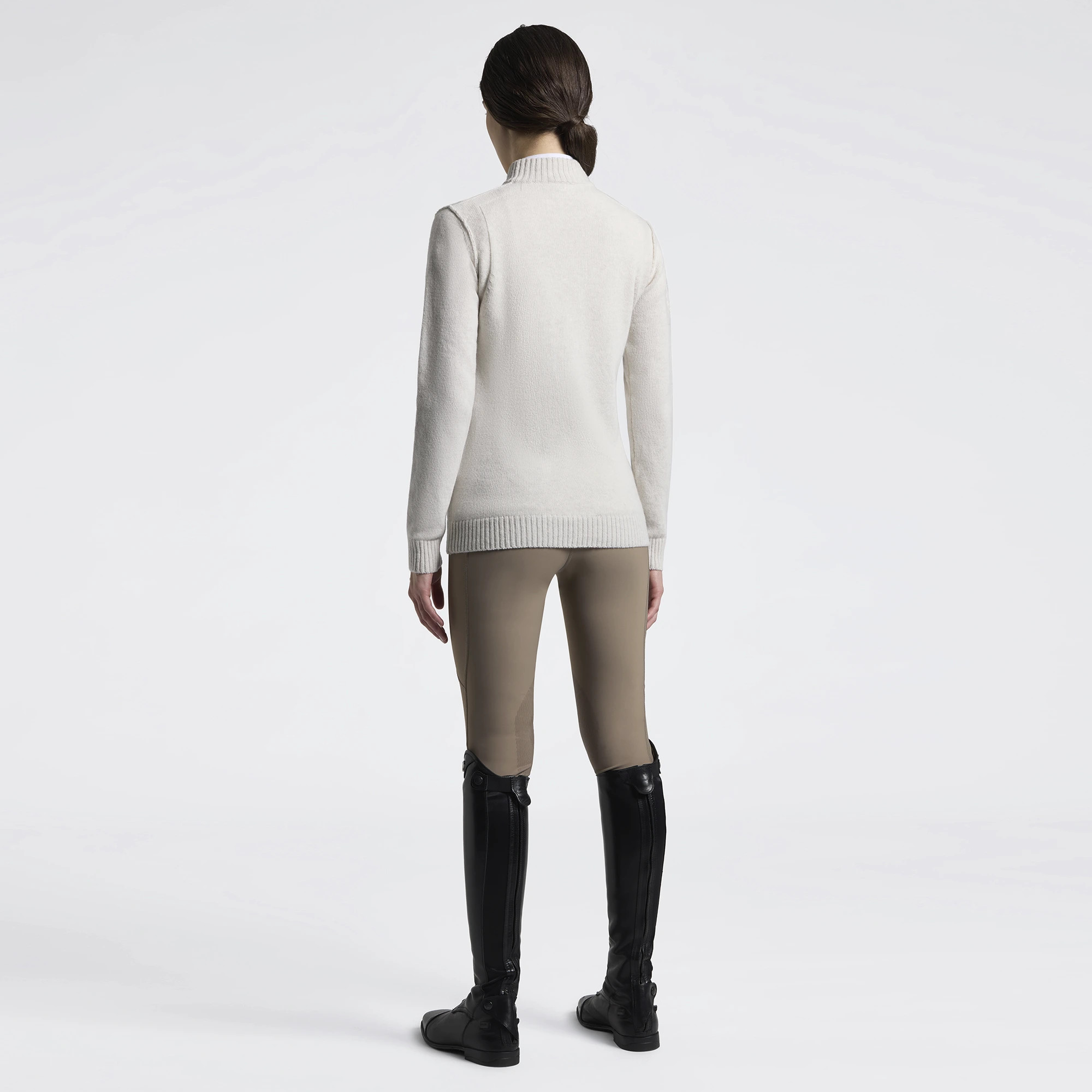 Discover the Cavalleria Toscana Beige Turtleneck Sweater | Elegant & Warm Discover the Cavalleria Toscana Beige Turtleneck Sweater | Elegant & Warm