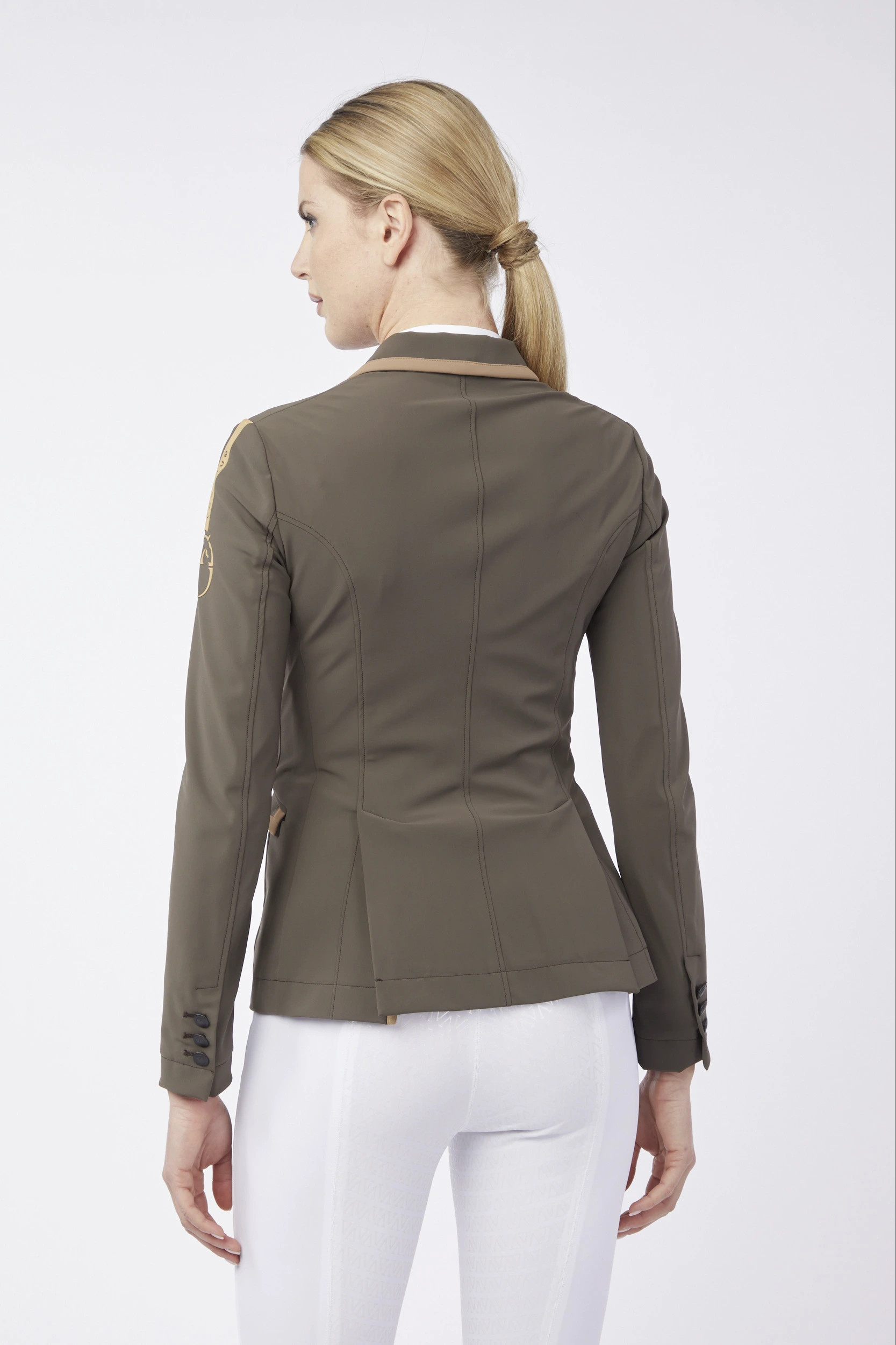 Vestrum Alessandria Show Jacket TK Brown | Shop Now Vestrum Alessandria Show Jacket TK Brown | Shop Now