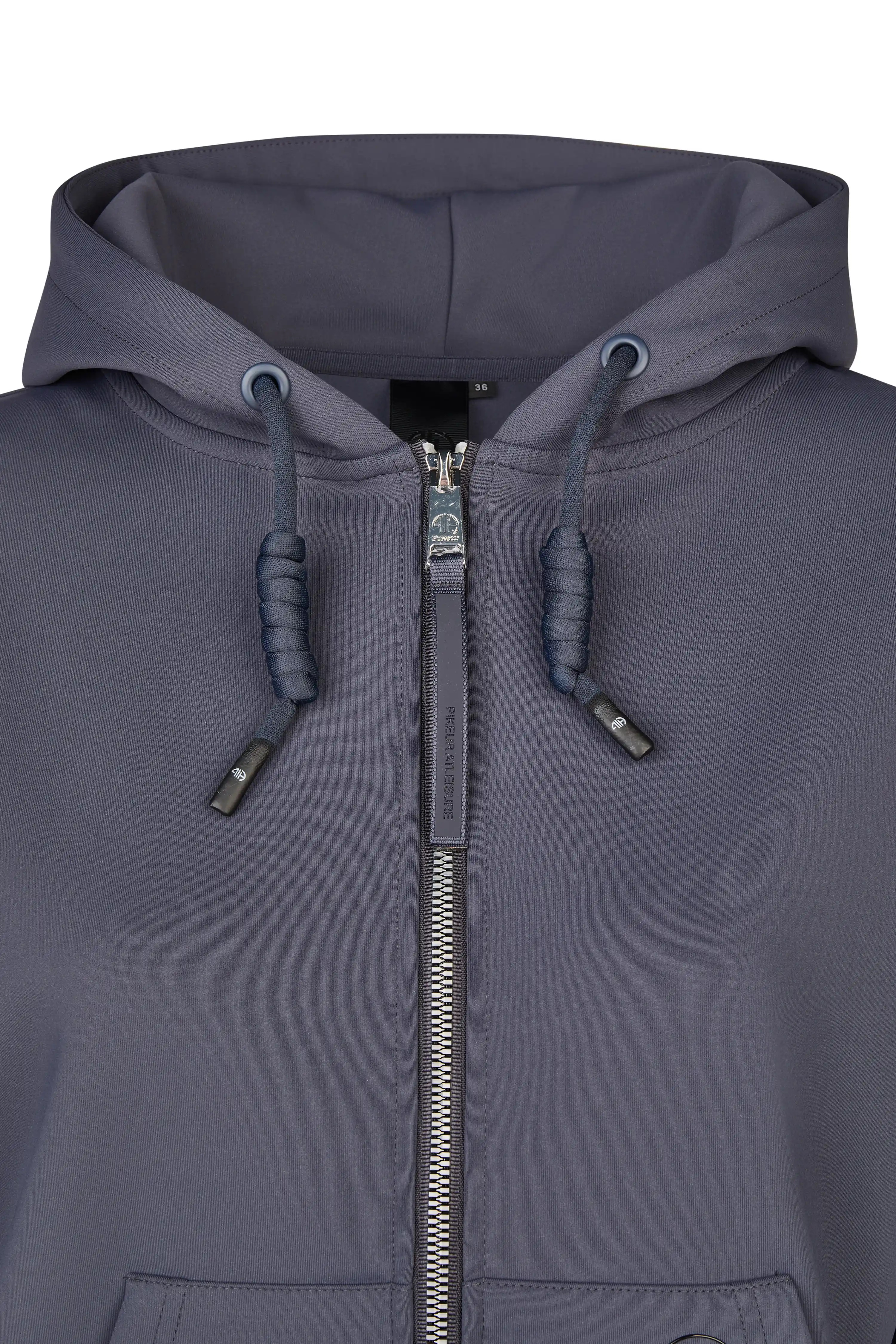 Pikeur Athleisure Hoodie | Sportieve Basic in Jeansblauw | Bestel Nu Pikeur Athleisure Hoodie | Sportieve Basic in Jeansblauw | Bestel Nu