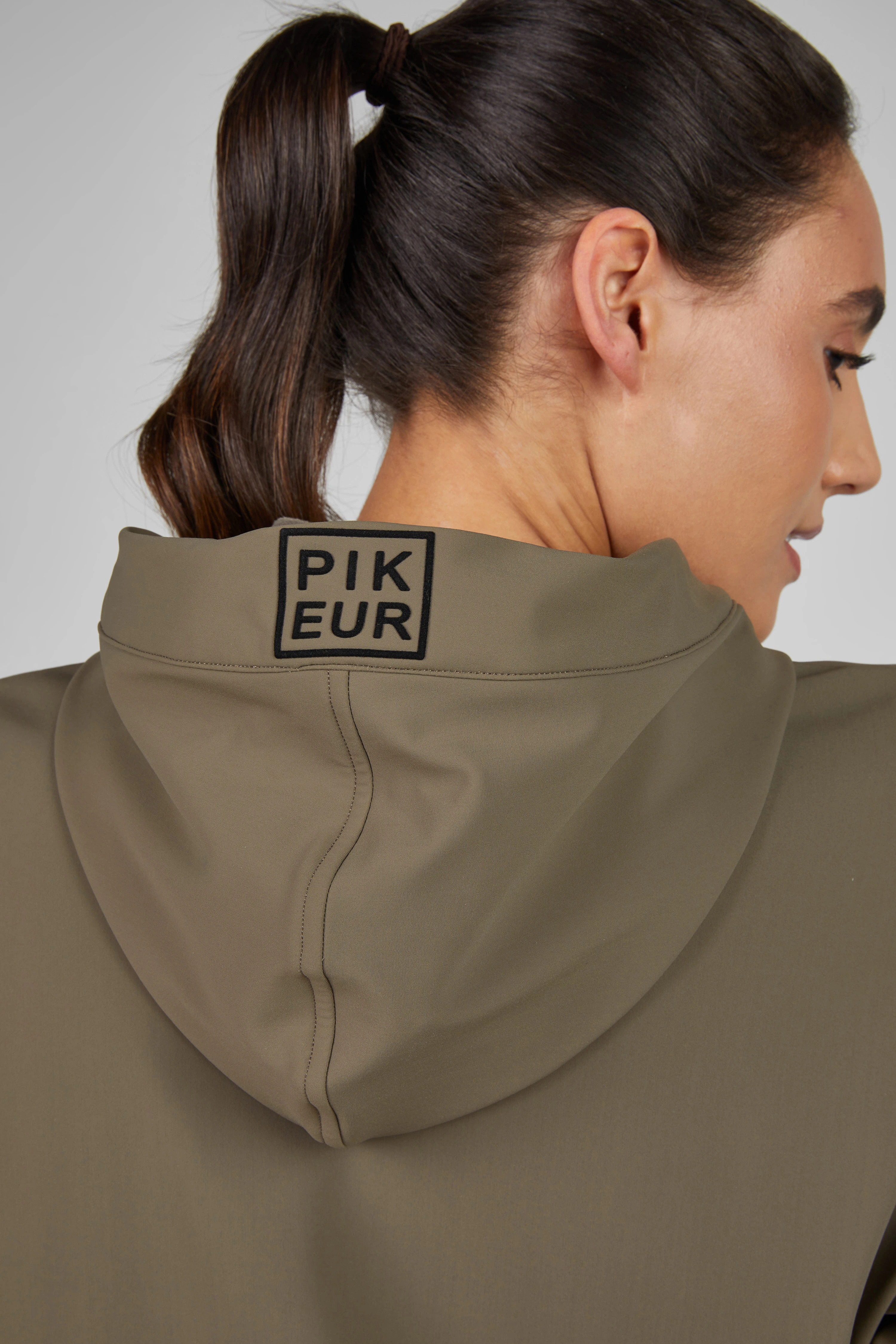 Pikeur Sweater Slate Brown | Sportief & Chic | Bestel uit de Selection Collectie Pikeur Sweater Slate Brown | Sportief & Chic | Bestel uit de Selection Collectie