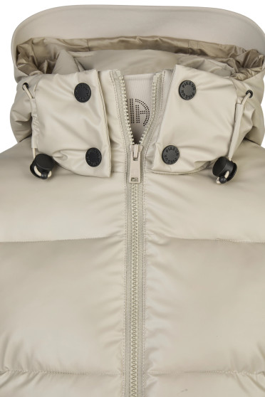 Pikeur Quilted Jacket Almond | Stijlvolle Leather Look | Shop Nu Pikeur Quilted Jacket Almond | Stijlvolle Leather Look | Shop Nu