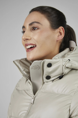 Pikeur Quilted Jacket Almond | Stijlvolle Leather Look | Shop Nu Pikeur Quilted Jacket Almond | Stijlvolle Leather Look | Shop Nu