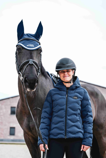 Shop de Equiline Wintercollectie EW125 – Warme en Luxe Ruiterkleding voor de Winter Shop de Equiline Wintercollectie EW125 – Warme en Luxe Ruiterkleding voor de Winter