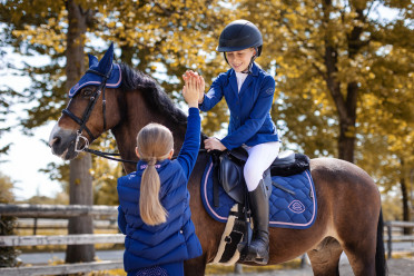 Shop the Equiline Winter Collection EW125 – Warm and Luxurious Equestrian Apparel Shop the Equiline Winter Collection EW125 – Warm and Luxurious Equestrian Apparel