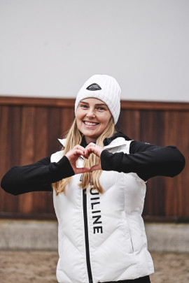 Equiline Clana Knitted Hat | White