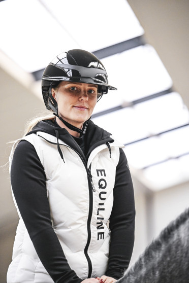Shop de Equiline Wintercollectie EW125 – Warme en Luxe Ruiterkleding voor de Winter Shop de Equiline Wintercollectie EW125 – Warme en Luxe Ruiterkleding voor de Winter