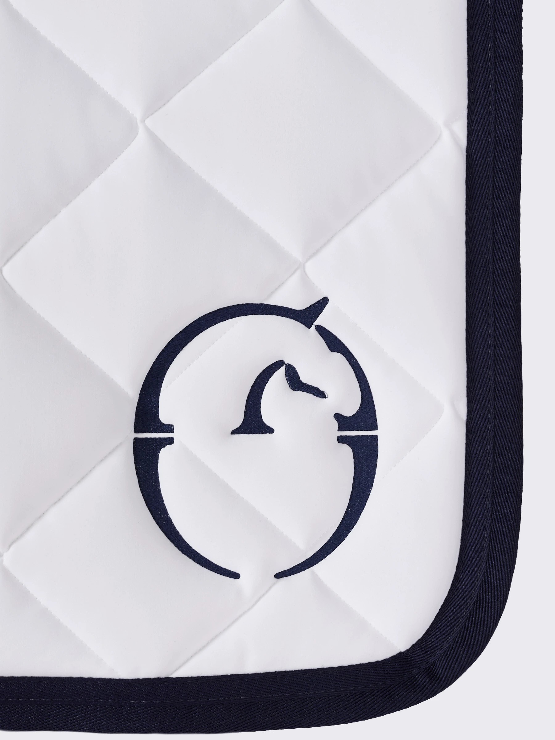 Vestrum Los Angeles Saddle Pad Jumping | White – Buy Now Vestrum Los Angeles Saddle Pad Jumping | White – Buy Now