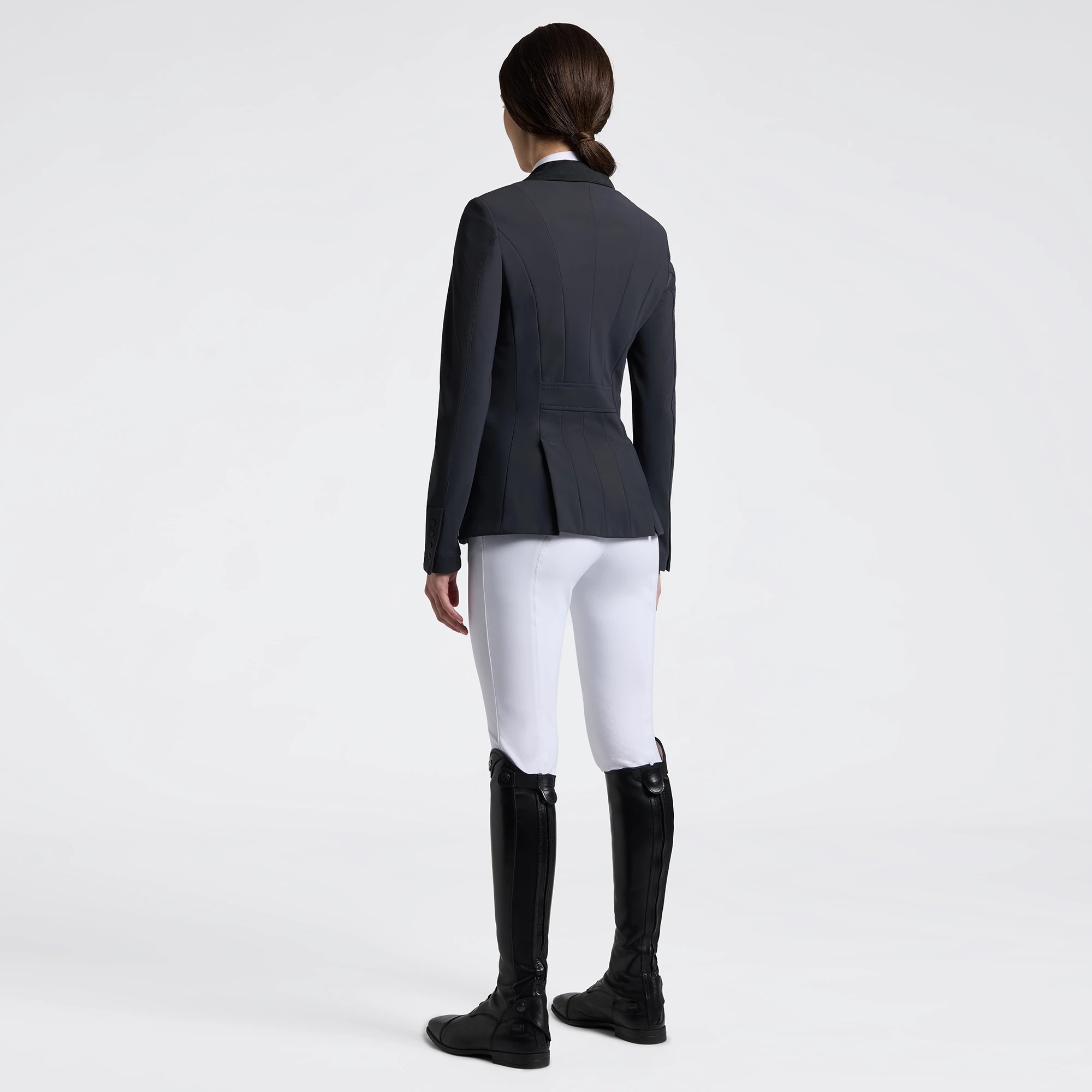 Cavalleria Toscana zomercollectie SS26 | Shop nu Cavalleria Toscana zomercollectie SS26 | Shop nu