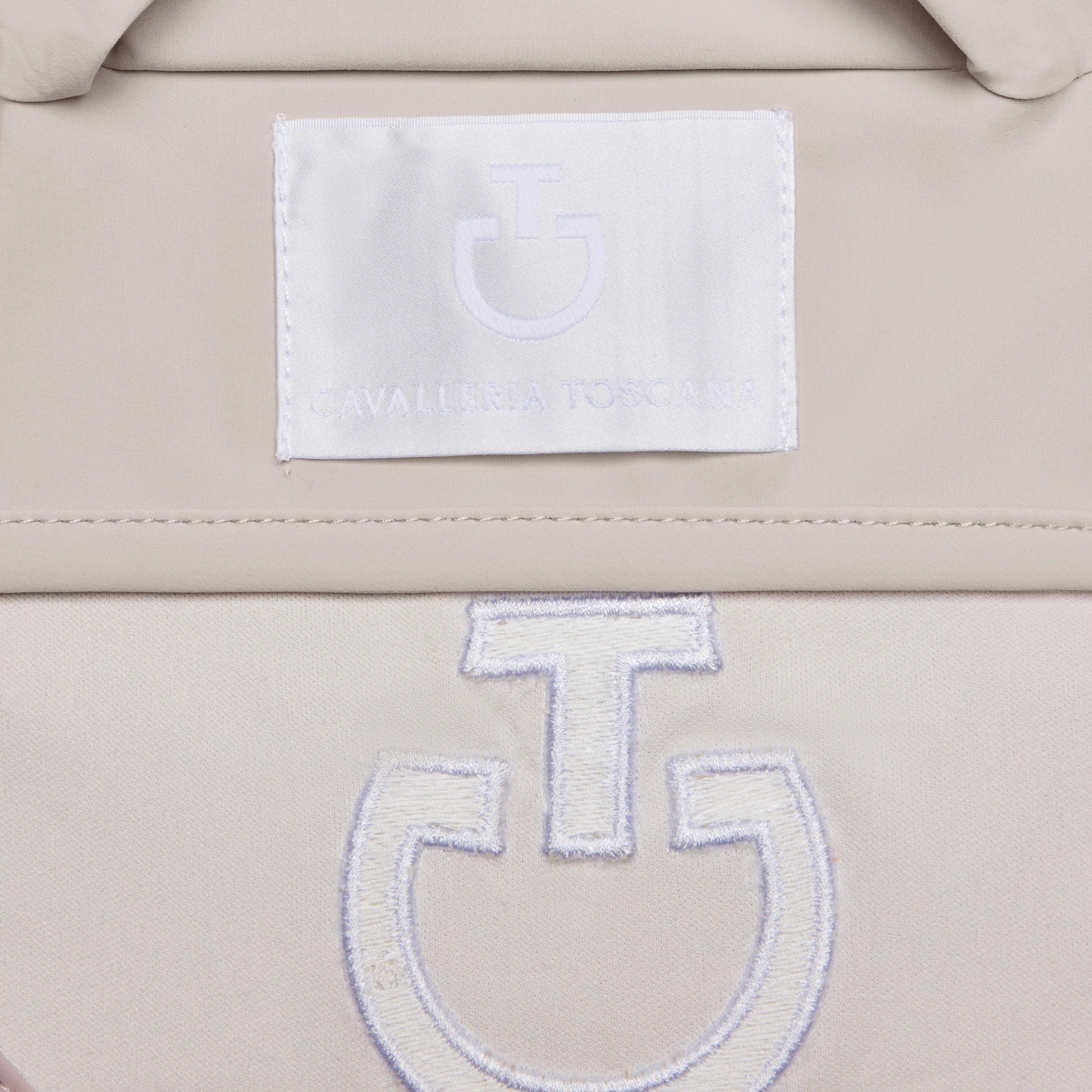 Cavalleria Toscana zomercollectie SS26 | Shop nu Cavalleria Toscana zomercollectie SS26 | Shop nu