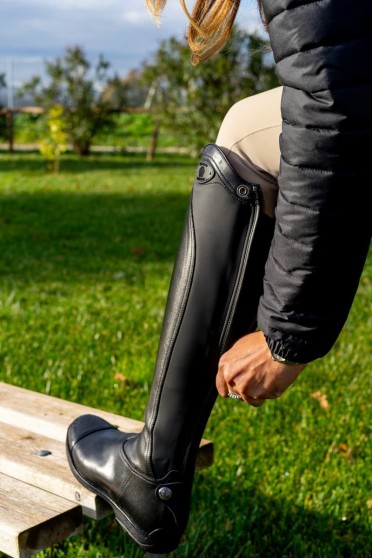 Numana Show Jumping Boot no laces | Calfskin, Grip & Stretch Fit Numana Show Jumping Boot no laces | Calfskin, Grip & Stretch Fit
