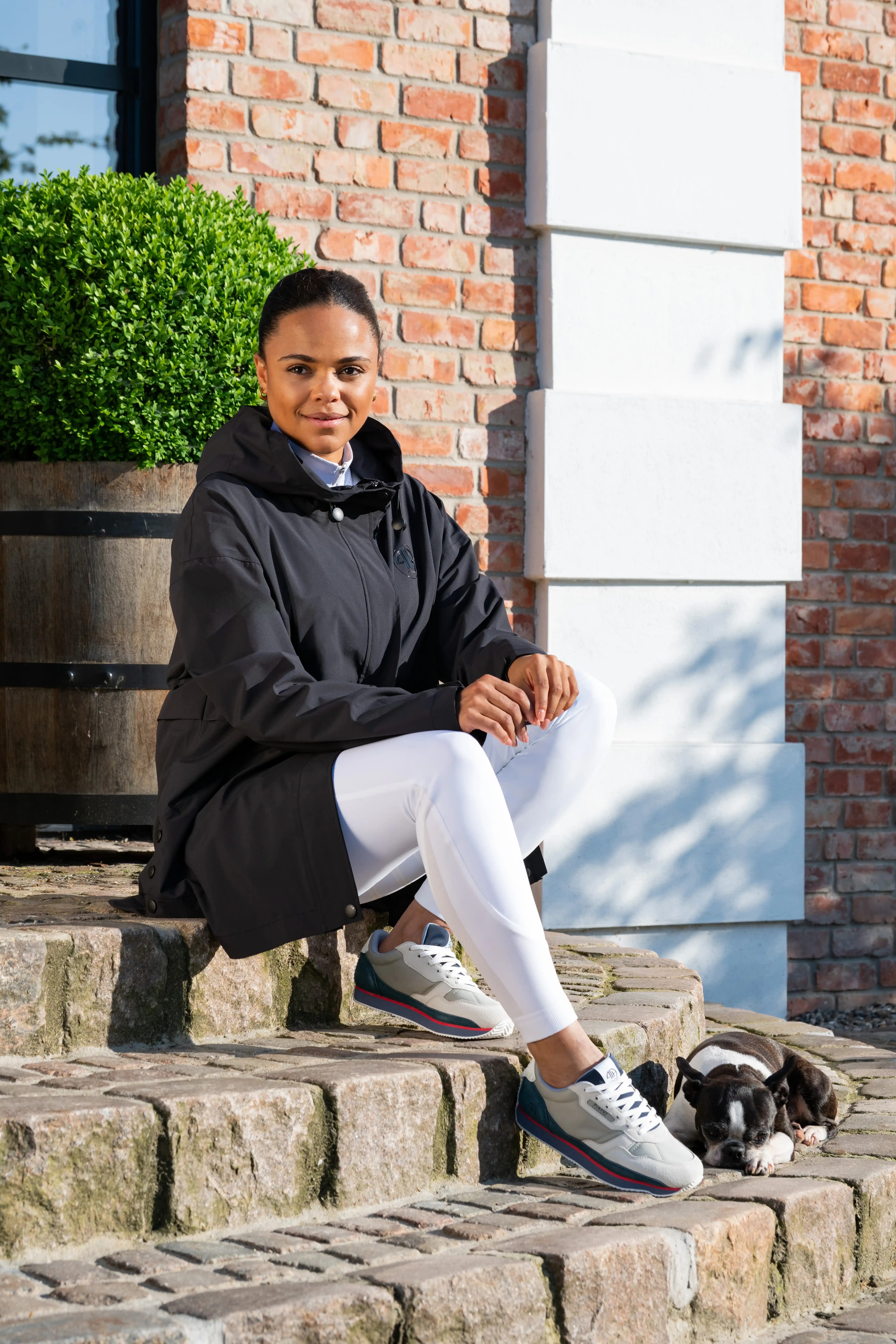 Pikeur Athleisure Zip Dames Regenponcho | Zwart Pikeur Athleisure Zip Dames Regenponcho | Zwart