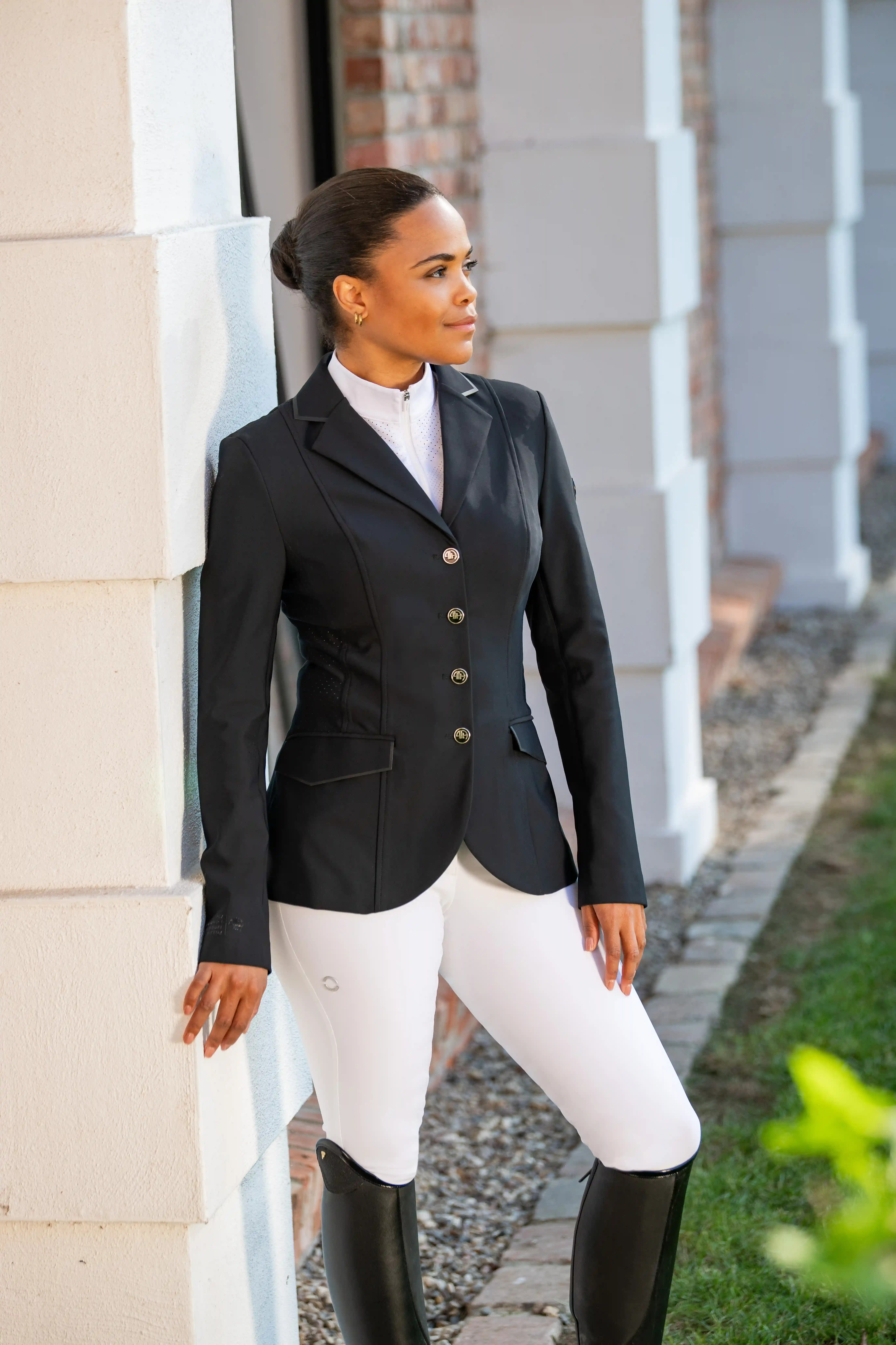 Pikeur Athleisure Alura Hybrid Dames Wedstrijdjasje | Zwart Pikeur Athleisure Alura Hybrid Dames Wedstrijdjasje | Zwart