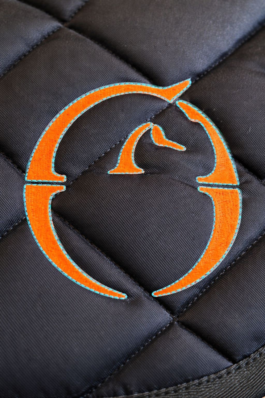 Vestrum Bonn Saddle Pad Jumping - Black - Discover more Vestrum Bonn Saddle Pad Jumping - Black - Discover more