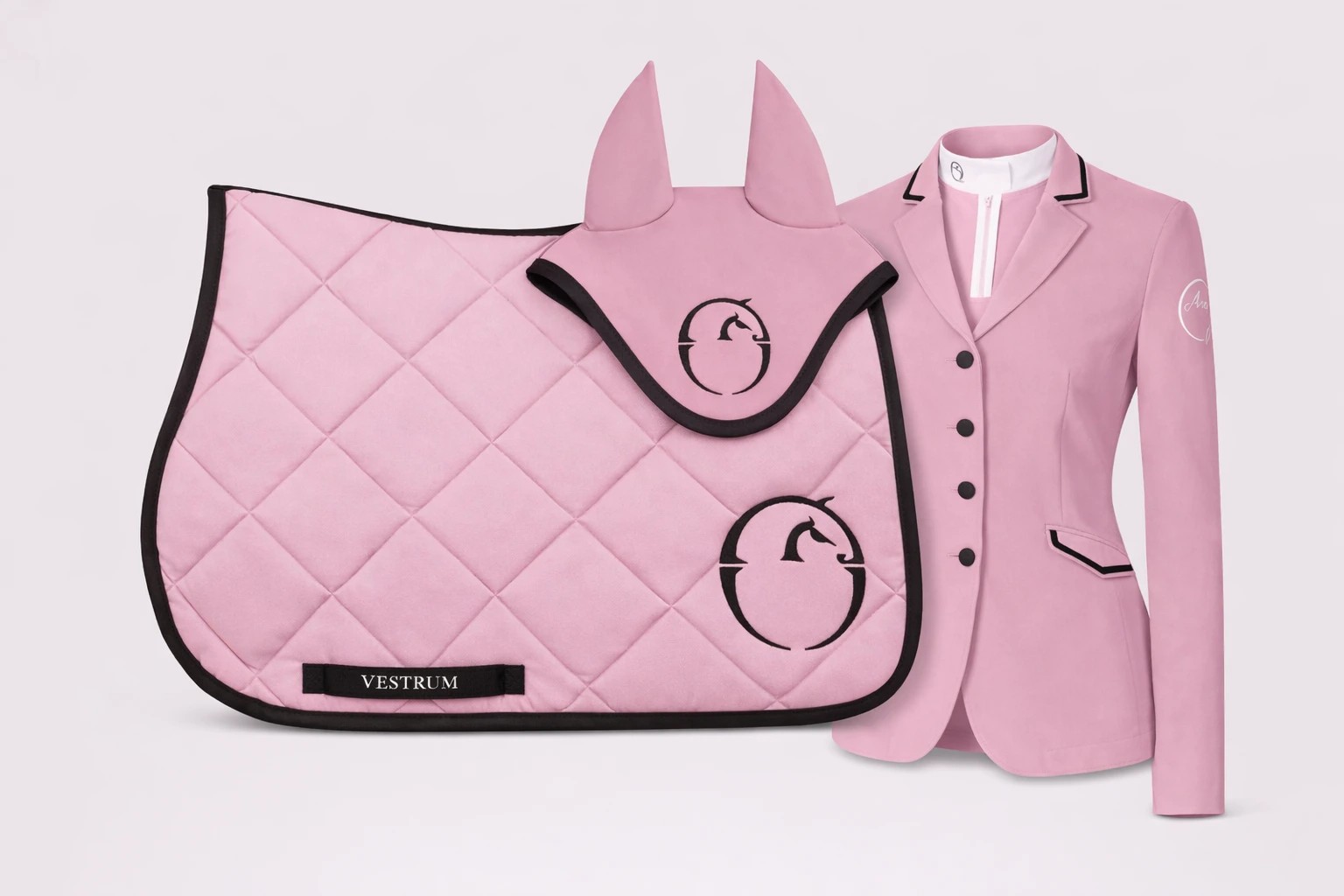 Vestrum Set Los Angeles Saddle Pad & Earnet Jumping Pink - Shop Now Vestrum Set Los Angeles Saddle Pad & Earnet Jumping Pink - Shop Now