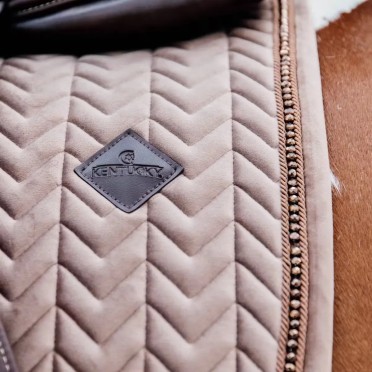 Kentucky Horsewear Saddle Pad Velvet Pearls Dressage Kentucky Horsewear Saddle Pad Velvet Pearls Dressage