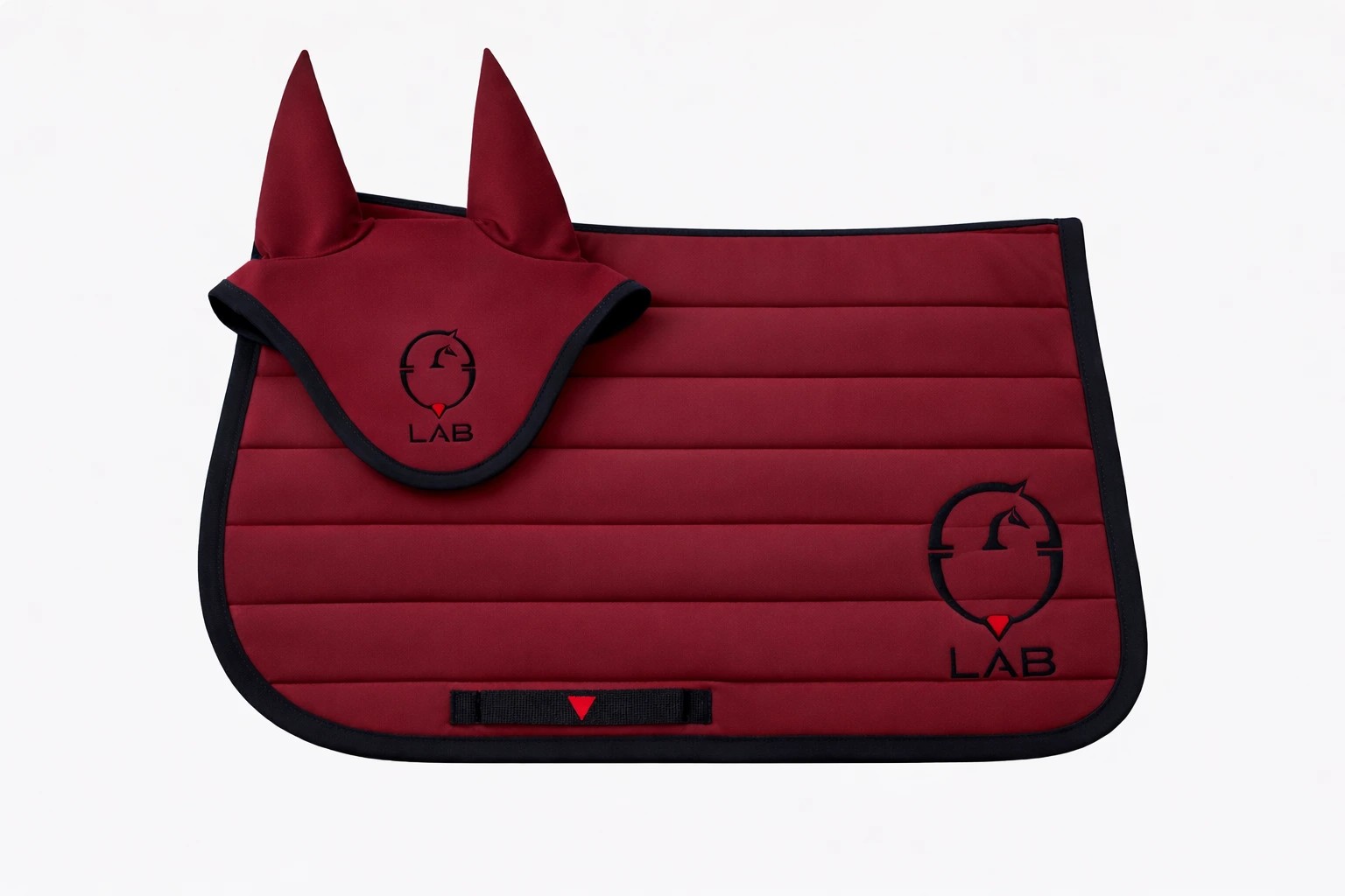 Vestrum Set LAB Pegasus Saddle Pad & Earnet Jumping | Ruby Red Vestrum Set LAB Pegasus Saddle Pad & Earnet Jumping | Ruby Red