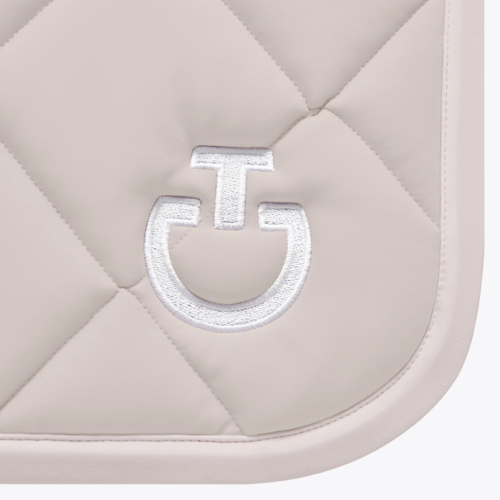 Cavalleria Toscana Set Saddle Pad & Earnet Birch | Shop Now Cavalleria Toscana Set Saddle Pad & Earnet Birch | Shop Now