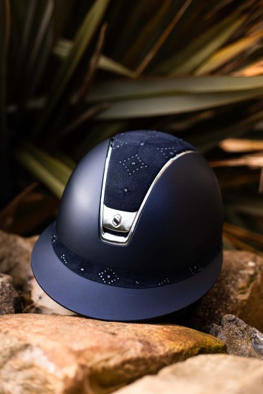 Samshield Miss Shield Cap Celestial Crystal kopen? - verkrijgbaar Samshield Miss Shield Cap Celestial Crystal kopen? - verkrijgbaar