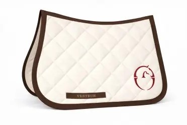 Vestrum Set Los Angeles Zadeldekje & Oornetje Springen Ivory/Rood | Shop Nu Vestrum Set Los Angeles Zadeldekje & Oornetje Springen Ivory/Rood | Shop Nu