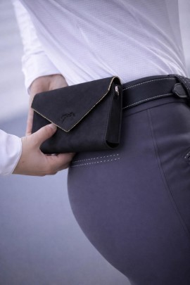 Penelope Leprevost leather phone pouch black strap | Shop now Penelope Leprevost leather phone pouch black strap | Shop now