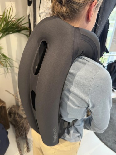 Freejump Airvest Plume | Ultralicht airbag vest optimale veiligheid Freejump Airvest Plume | Ultralicht airbag vest optimale veiligheid