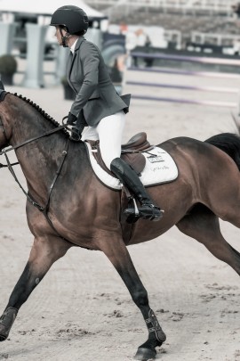RYDE Equestrian Adjustable Stijgbeugels Zwart | Bestel Nu RYDE Equestrian Adjustable Stijgbeugels Zwart | Bestel Nu