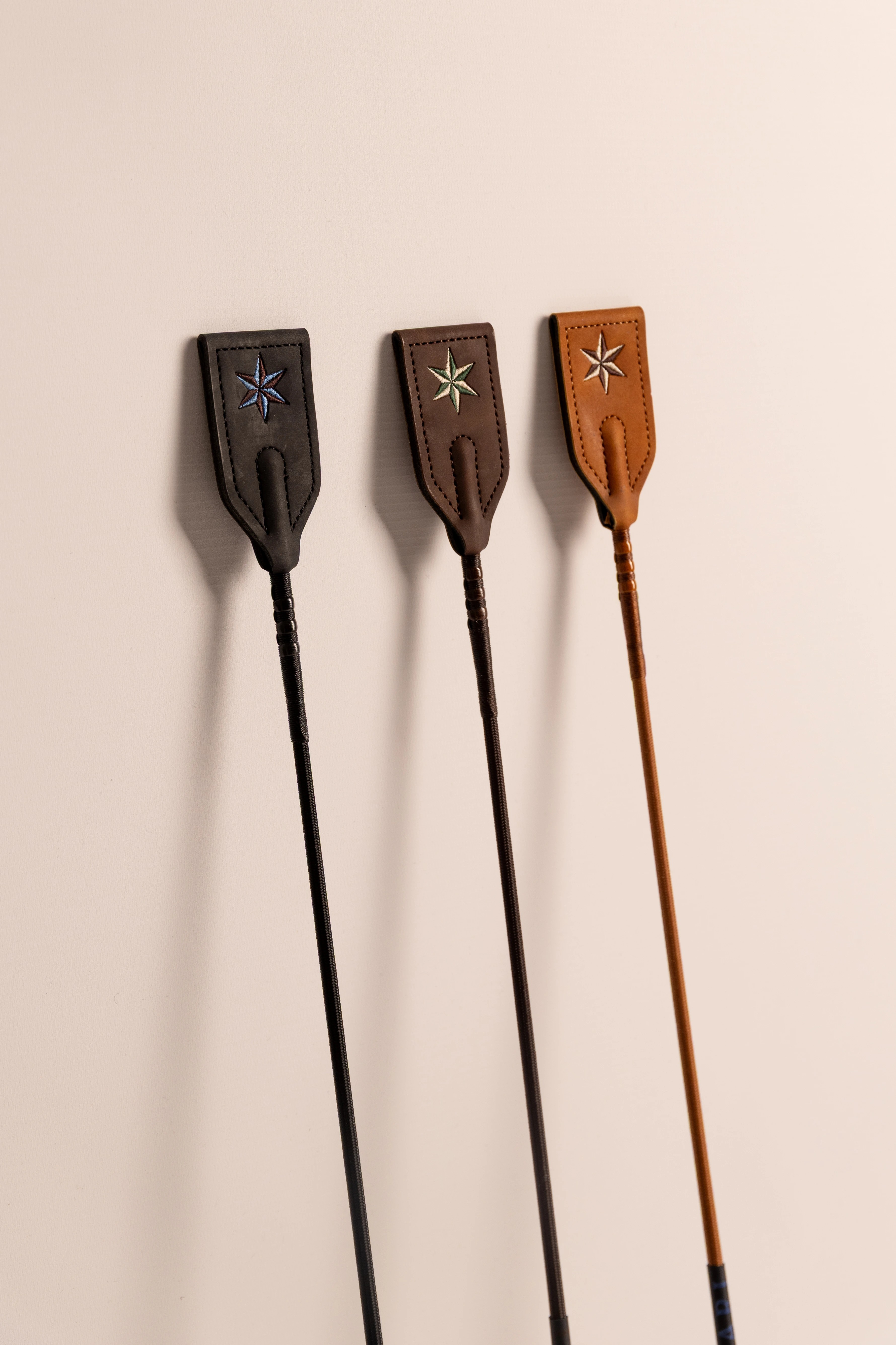 Velari Balance Jumping Whip 65 cm Dark Brown | Shop now Velari Balance Jumping Whip 65 cm Dark Brown | Shop now