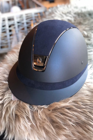 Samshield Cap Shadowmatt + Top Alcantara + Chroom/5 Swarovski Samshield Cap Shadowmatt + Top Alcantara + Chroom/5 Swarovski