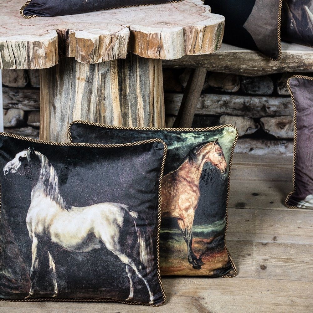 Mars & More Classic Velvet Cushion Horse White Mars & More Classic Velvet Cushion Horse White